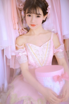 翁虹